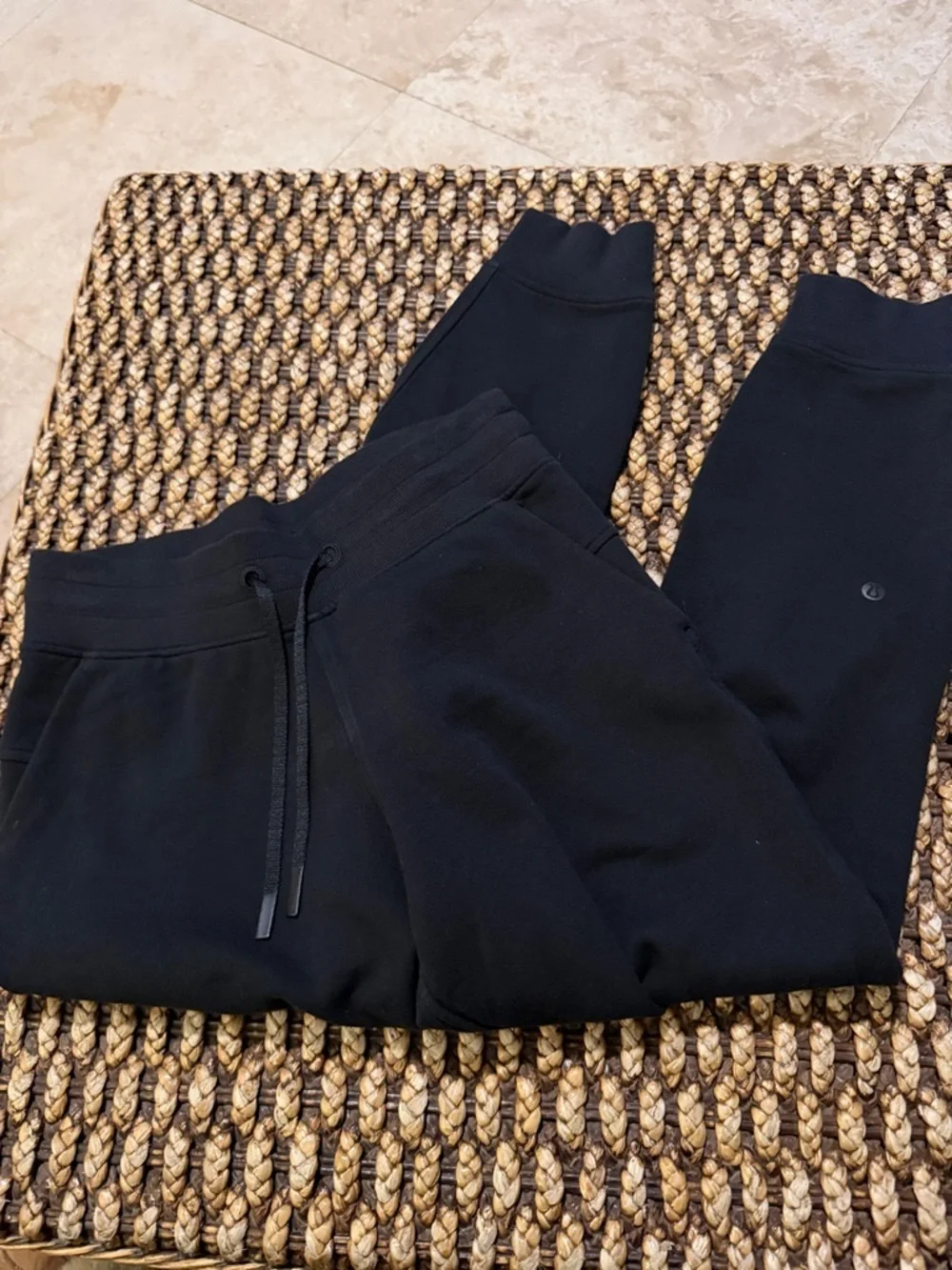 Lululemon Warm Down Jogger *28